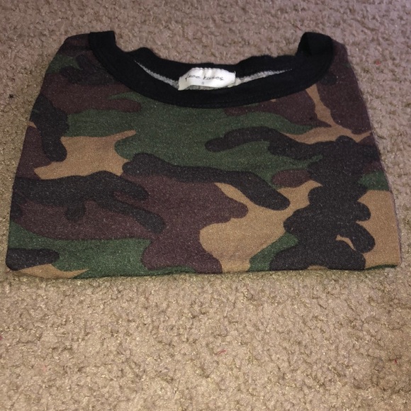 Top - Picture 2 of 3